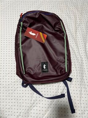 cotopaxi 18L Cada dia Maroon Backpack with Green Trim and Navy Straps